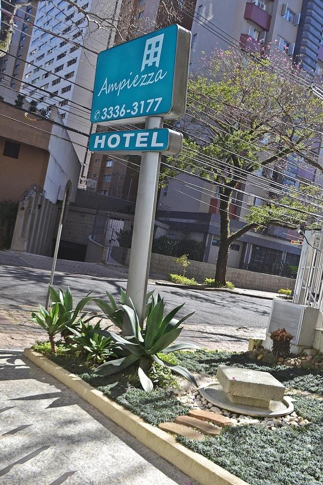 Hotel Ampiezza Curitiba Luaran gambar
