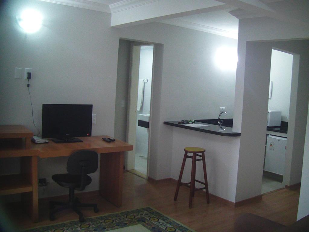 Hotel Ampiezza Curitiba Luaran gambar