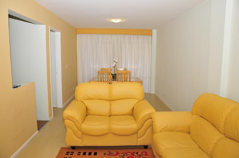 Hotel Ampiezza Curitiba Luaran gambar